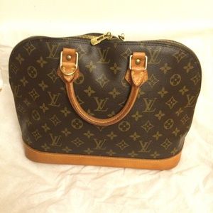 Authentic Louis Vuitton Alma PM - project bag
